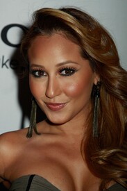 celebrity_paradise.com_TheElder_AdrienneBailon4.jpg