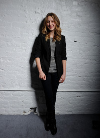 Tikipeter_Taissa_Farmiga_Tribeca_Film_Festival_2011_Portrait_Studio_Day_5_003.jpg