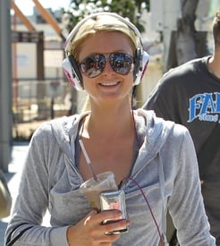 celebrity_paradise.com_TheElder_ParisHilton2011_03_31_workoutatEquinoxgyminWestHollywood11.jpg