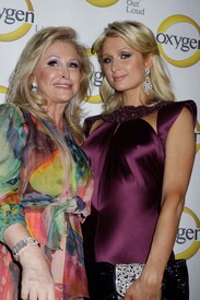 celebrity_paradise.com_ParisHiltonTheElder_3.jpg