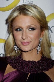 celebrity_paradise.com_ParisHiltonTheElder_32.jpg