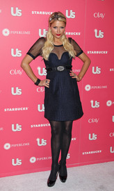 celebrity_paradise.com_Paris_Hilton_hot_14.jpg