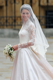 katemiddletonweddinggown.jpg