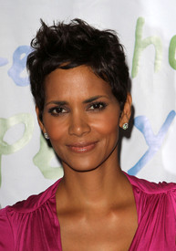 HalleBerry2011JenesseSilverRoseAuctionAndGala_338.jpg