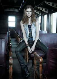 Osborne_Jeans_FW_2012_Ad_Campaign_4.jpg