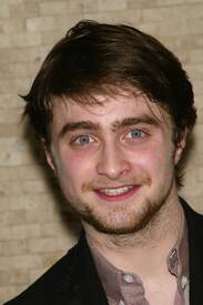 29658_daniel_radcliffe_portrait_celebritycity_001_122_643lo.jpg