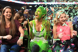 Halle Berry attends at Nickelodeon_'s 25th annual Kids_' Choice Awards 31.3.2012_16.jpg