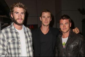 Liam+Hemsworth+City+Year+Los+Angeles+Spring+SA-mtUSuJHMx.jpg