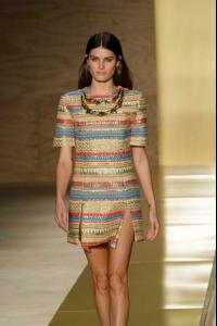 img-503666-isabeli-fontana-no-fashion-rio20130416191366151945.jpg