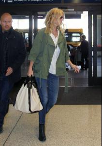Gwyneth+Paltrow+Departing+Flight+LAX+-e4E41KYHLHx.jpg