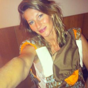 Gisele B%C3%83%C2%BCndchen Instagram 2.jpg