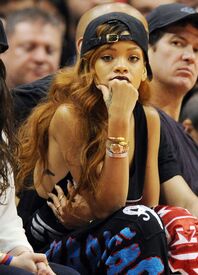 Rihanna watches LA Lakers vs LA Clippers at the Staples Center 7.4.2013_45.jpg
