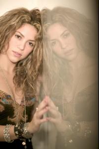 kinopoisk_ru-Shakira-1090818.jpg