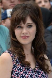 600full-zooey-deschanel.jpg444.jpg