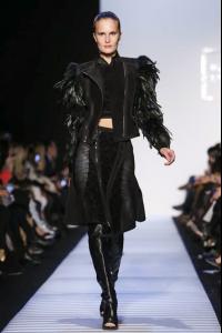 Herve_Leger_by_Max_Azria_RTW_FW14_2138_1.jpg