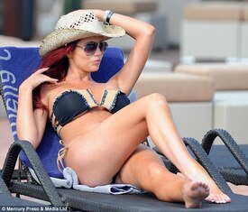 Amy Childs_07.jpg