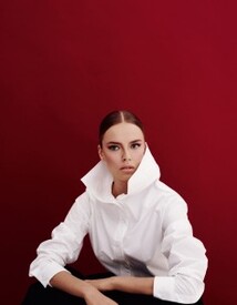 Magda-Mayer-Avant-models-All-Magazine-nov-4-2-m.jpg