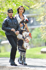 ishayk250416BZNimage19.jpg