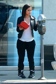 bsong140416BZNimage6.jpg