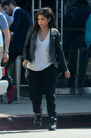 bsong140416BZNimage12.jpg
