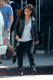 bsong140416BZNimage16.jpg