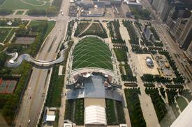 2005-10-13_2880x1920_chicago_above_millennium_park.jpg