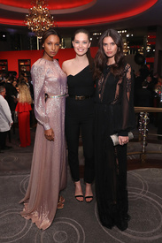 519288976_models_jasmine_tookes_emily_di.jpg