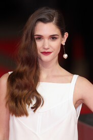 Sai Bennett EE British Academy Film Awards o-UuvHl6qcIx.jpg