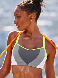 V583857_CROP1.jpg