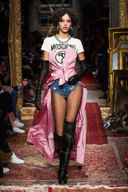 moschino-rf16-2859.jpg