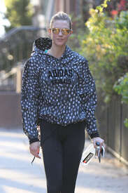 Karlie-Kloss-in-Spandex--05.jpg