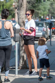 Alessandra-Ambrosio-in-Shorts--13.jpg