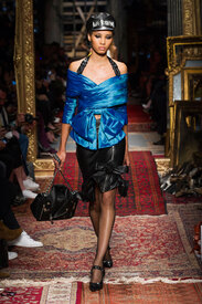 moschino-rf16-2888.jpg