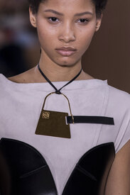 loewe-clpa-rf16-0179.jpg