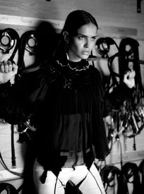 amanda-wellsh-by-mathieu-cesar-for-lofficiel-italia-april-2016-8.jpg