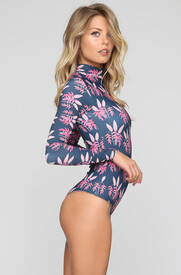 acacia-ehukai-bodysuit-heliconia-AE1Y4407.jpg