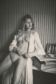 ToniGarrn.18.jpg