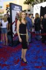 Celebrity_City_Amanda_004_160.jpg