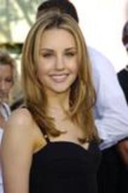 Celebrity_City_Amanda_004_205.jpg