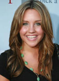 amanda_bynes_the_break_up_premiere_22_05_06_0001.JPG