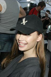 post-12393-1178101637_thumb.jpg