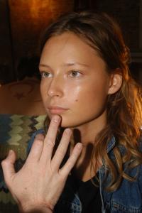 post-12393-1178104450_thumb.jpg