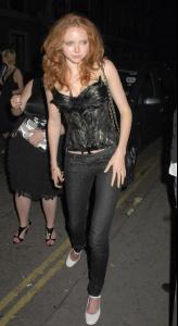 03648_Lily_Cole_leaving_the_Green_carnation_Bar_in_Soho_CU_ISA_120508_2_122_1183lo.jpg