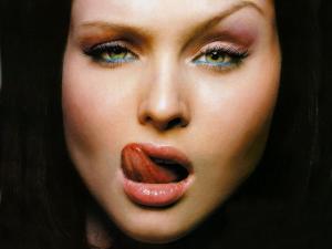 sophie_ellis_bextor003.jpg