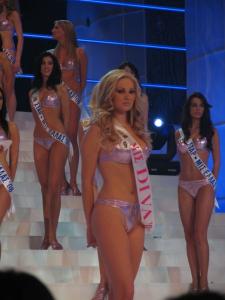 450px_Julia_Alexandratou_6.jpg
