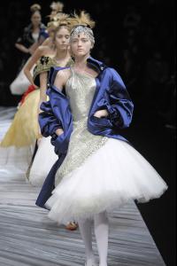 Vlada_AMQFW0809PFSR_05.jpg