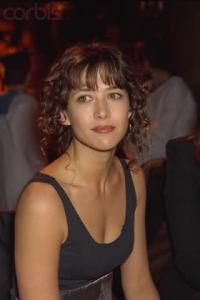 th_sophie_marceau327212_1.jpg