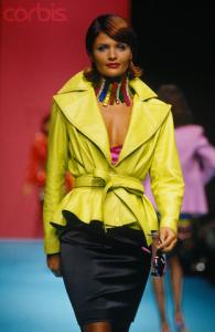 helena_christensen_lacroix324425_6.jpg