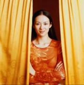 th_Zhang_Ziyi_01.jpg