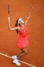 th_Celebutopia-Ana_Ivanovic-2008_French_Open_Roland_Garros_Day_1-07.jpg